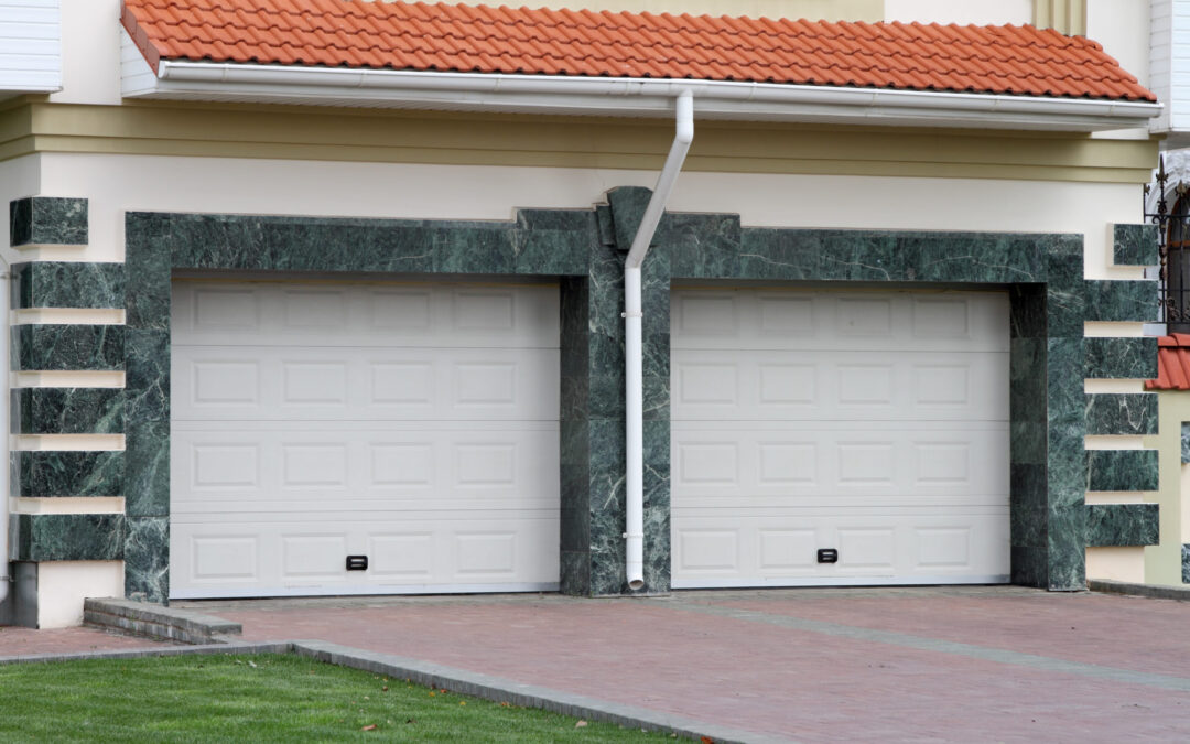 Four Reasons to Replace Your Garage Door